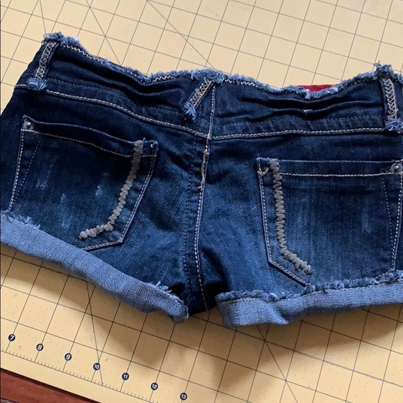 Twelve K jean shorts size 3 - Picture 4 of 6